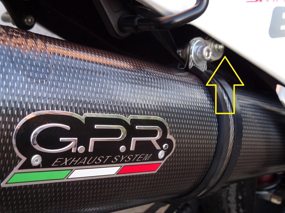Exhaust compatible with Husqvarna TE 630 E - SMS 630 - Smr 630 2010-2014, Albus Ceramic, Dual Homologated legal slip-on exhaust including removable db killers and link pipes