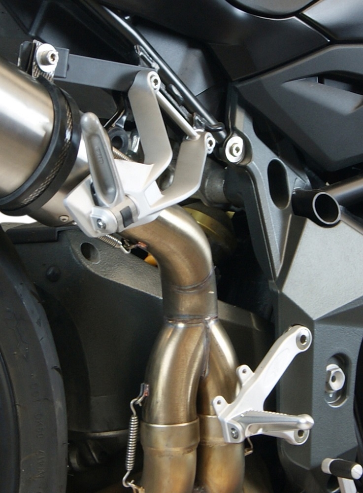 Esapament GPR compatibil cu Mv Agusta Brutale 990 R 2010 Evacuare slip-on omologata, inclusiv db killer detașabil și cot de legătură,M3 Titanium Natural