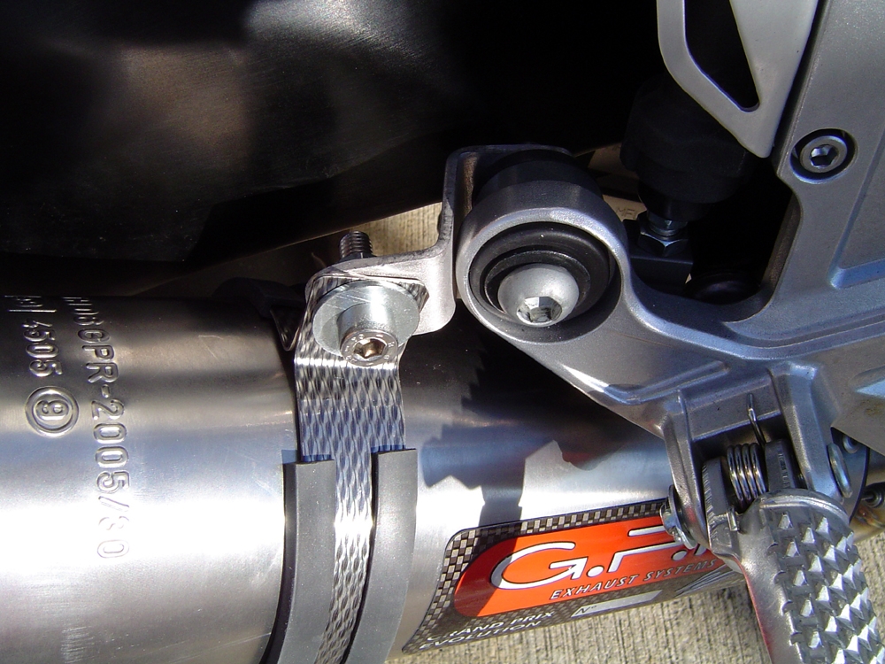 Esapament GPR compatibil cu Honda Cbr 1000 Rr 2008 Evacuare slip-on omologata, inclusiv db killer detașabil, cot de legătură și catalizator,M3 Black Titanium