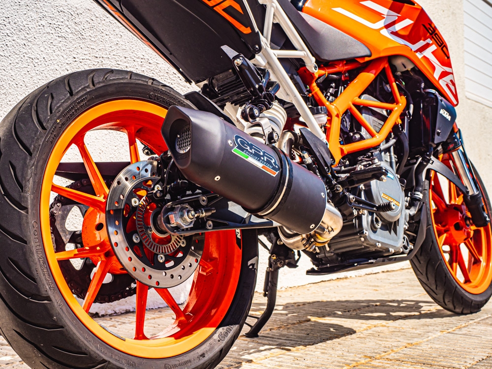 Exhaust compatible with Ktm Duke 250 2017-2020, Furore Evo4 Nero, Homologated legal slip-on exhaust including removable db killer and link pipe
