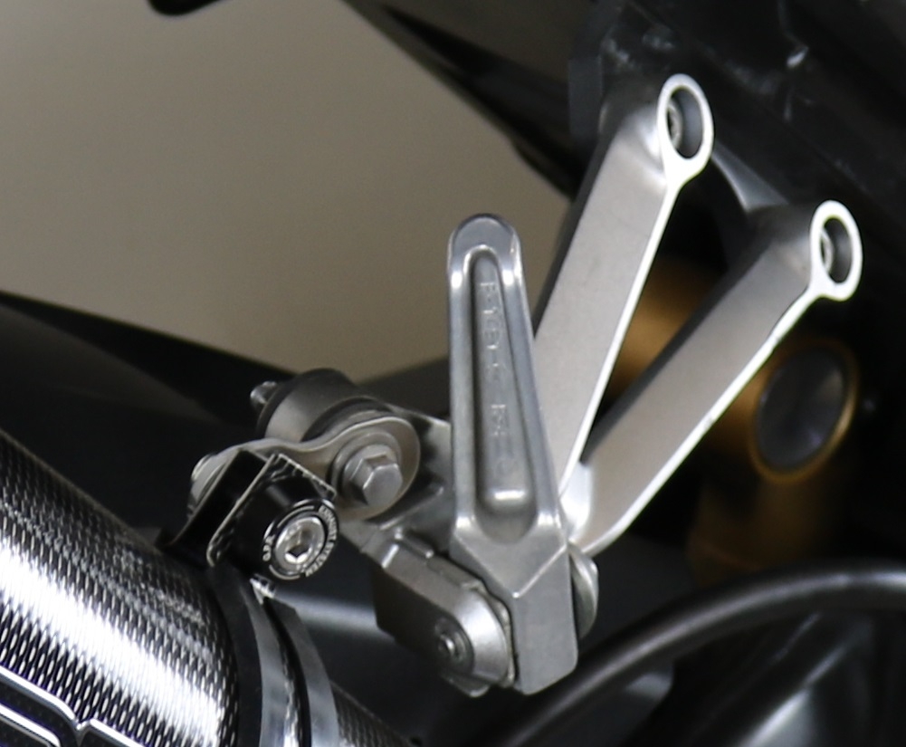Esapament GPR compatibil cu Kawasaki ZX-10R 2004 Evacuare slip-on omologata, inclusiv db killer detașabil și cot de legătură,Furore Nero