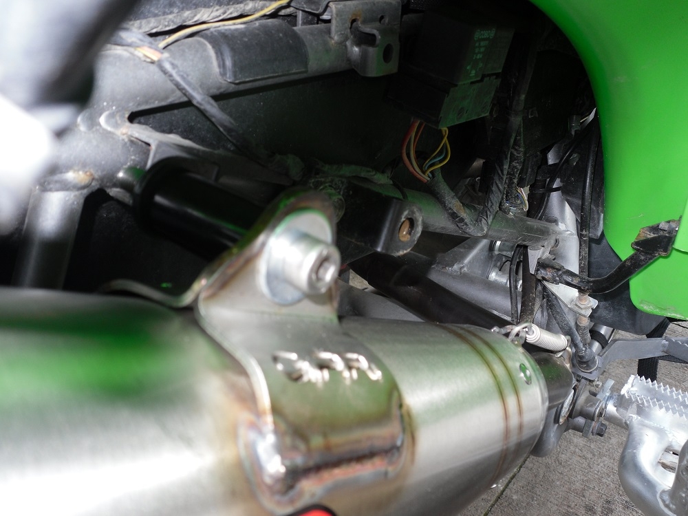 Esapament GPR compatibil cu Kawasaki Kfx 700 2004 Sistem legal de evacuare complet omologat, inclusiv Evacuari duble și db killer detașabile,Powercone Evo