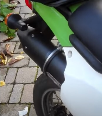 Esapament GPR compatibil cu Kawasaki Klx 650 R  1996 Evacuare slip-on omologata, inclusiv db killer detașabil și cot de legătură,Furore Nero