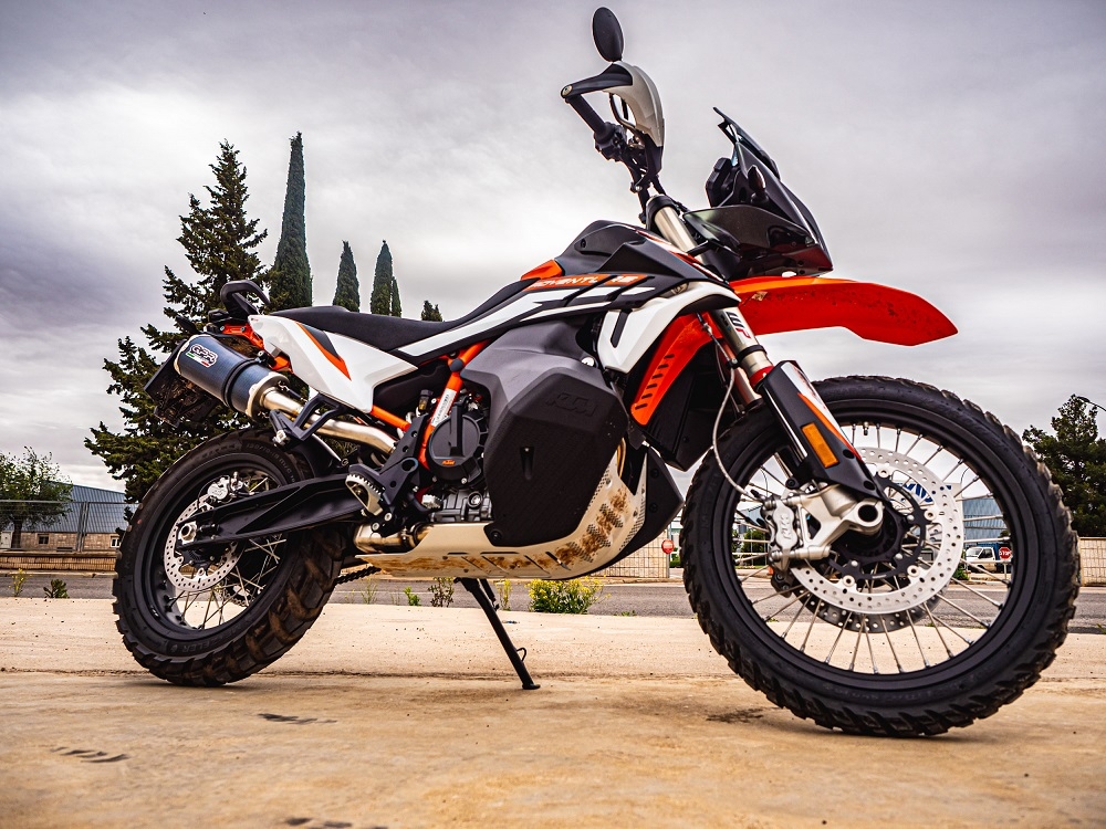 Esapament GPR compatibil cu Ktm SMT 890 2023 Evacuare slip-on omologata, inclusiv db killer detașabil și cot de legătură,Dual Poppy