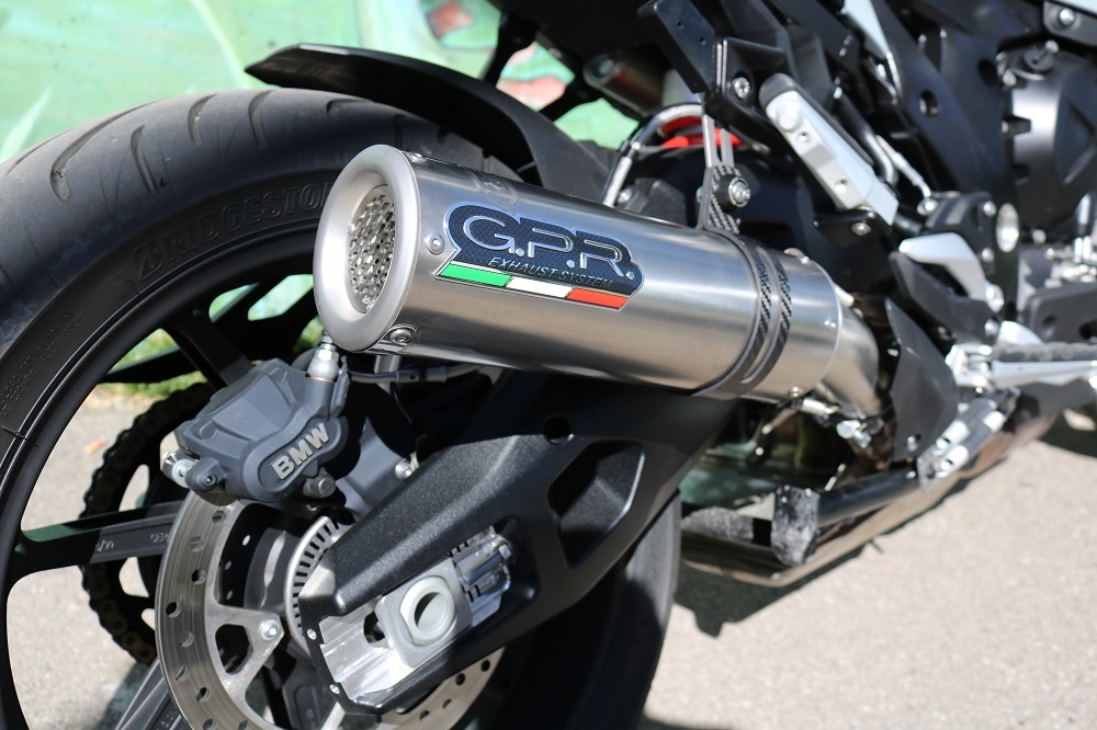 Esapament GPR compatibil cu Bmw S 1000 XR -M  2020 Evacuare slip-on omologata, inclusiv db killer detașabil și cot de legătură,M3 Inox 