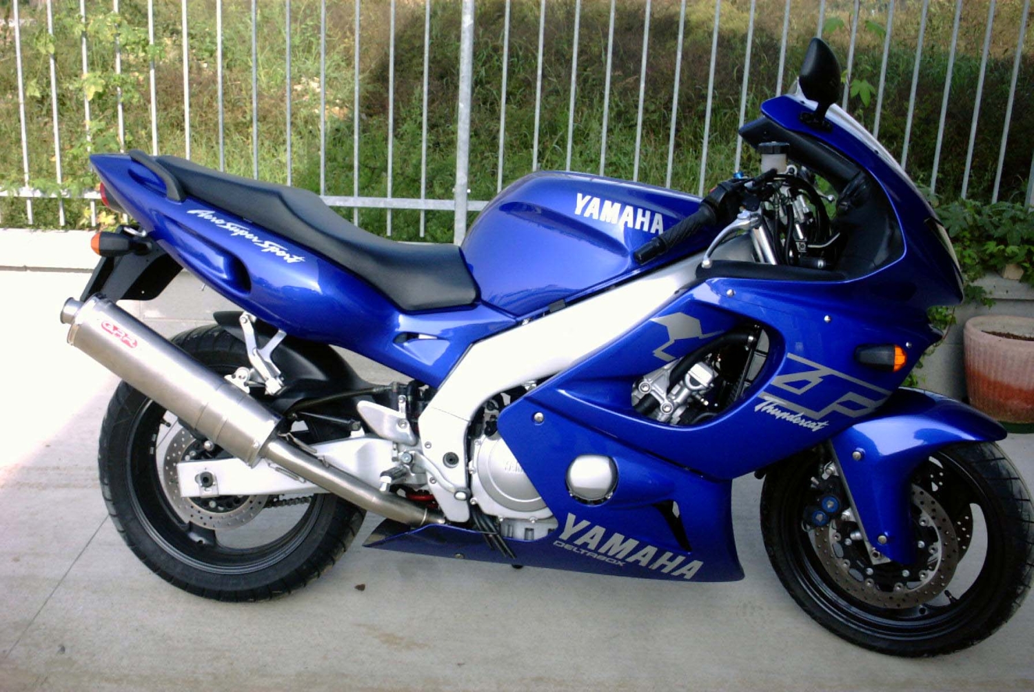 Esapament GPR compatibil cu Yamaha Yzf 600 R Thundercat 1996 Evacuare slip-on omologata, inclusiv db killer detașabil și cot de legătură,Trioval
