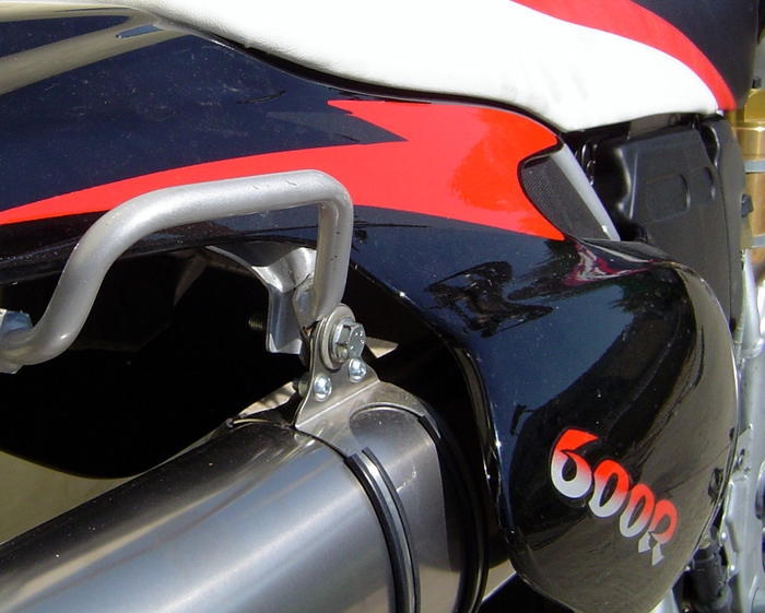 Esapament GPR compatibil cu Yamaha Tt 600 R - Tt 600 E 1998 Evacuare slip-on omologata, inclusiv db killer detașabil și cot de legătură,Trioval