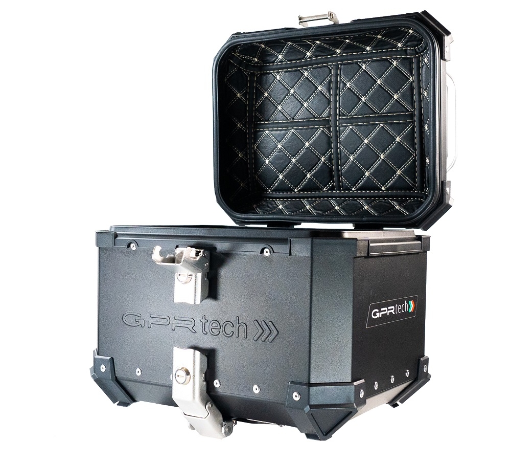 Top case GPR TECH  Bmw G 310 Gs 2022/2024 e5 Zwart Topcase din aluminiu, culoare neagră, cu placă specifică inclusă Capacitate 26 litri.