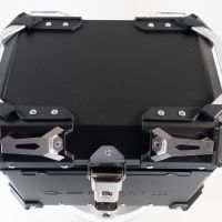 GPR TECH TOP CASE ALPI-TECH 45 LT. BLACK Top case in aluminum,including soft backrest, black color with universal plate  Capacity 45 LT.