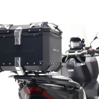 Top case GPR TECH  Honda Forza 300 2018/2023 Zwart Topcase din aluminiu, culoare neagră, cu placă specifică inclusă Capacitate 45 litri.