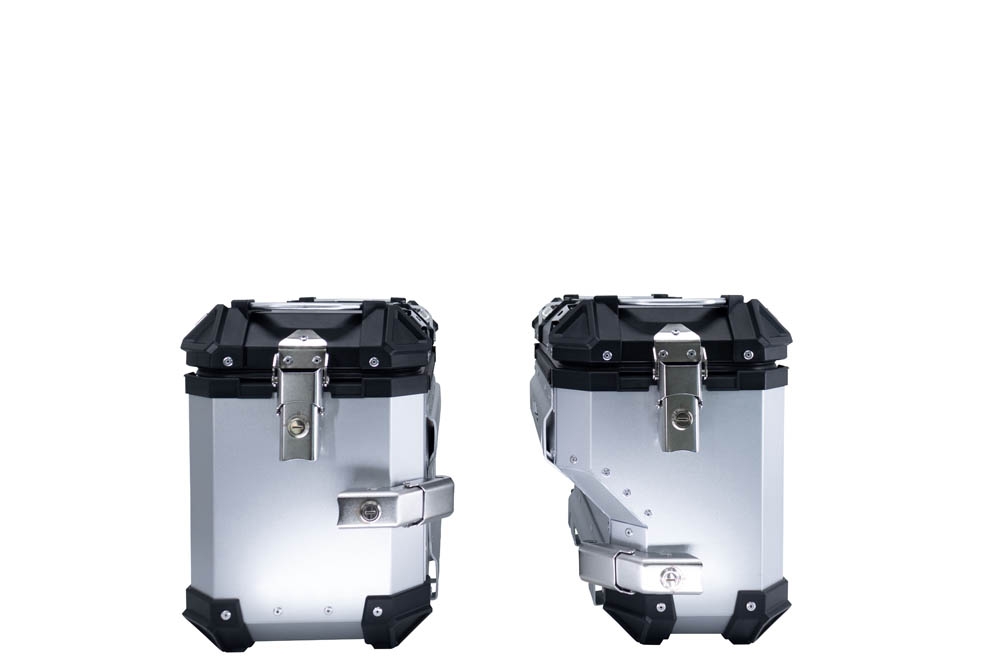 GPR TECH Uyumlu  Bmw F 800 Gs 2024/2025 e5 Zilver Pereche de cutii laterale din aluminiu cu partea dreaptă conturată, culoare argintie, cu suport specific pentru geantă Capacitate 38 litri + 32 litri.