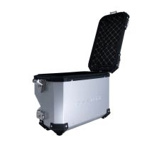 GPR TECH Uyumlu  Bmw F 800 Gs 2024/2025 e5 Zilver Pereche de cutii laterale din aluminiu cu partea dreaptă conturată, culoare argintie, cu suport specific pentru geantă Capacitate 38 litri + 32 litri.