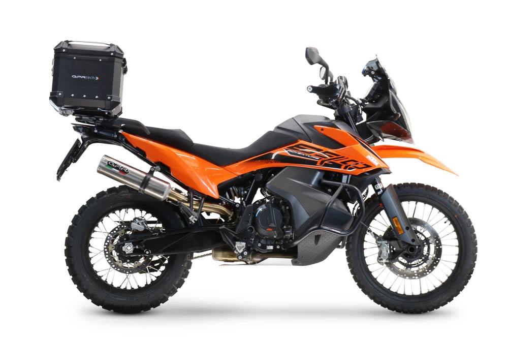 Top case GPR TECH  Ktm SMT 890 2023/2024 e5 Zwart Topcase din aluminiu, culoare neagră, cu placă specifică inclusă Capacitate 35 litri.
