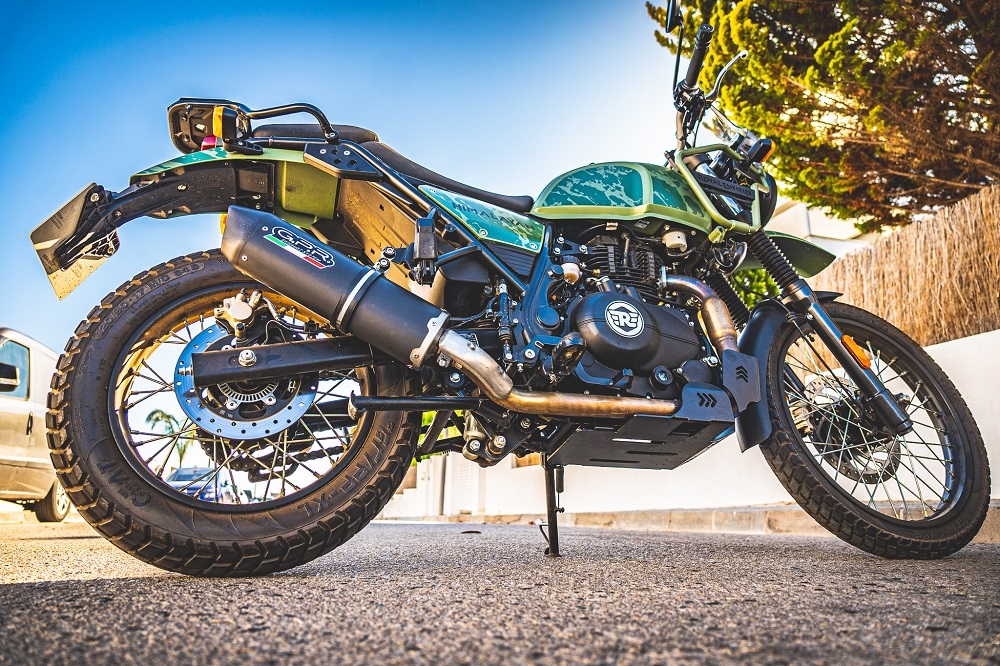 Exhaust compatible with Royal Enfield Himalayan 410 2021-2024, Furore Nero, Racing slip-on exhaust including link pipe