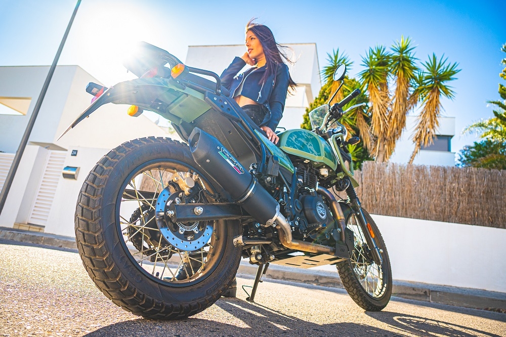 Exhaust compatible with Royal Enfield Himalayan 410 2021-2024, Furore Nero, Racing slip-on exhaust including link pipe