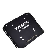 GPR TECH ile uyumlu  Triumph Tiger 1200 explorer 2017/2021 e4 Zwart Placă de montare specifică pentru Top Case ALPITECH 55 LT compatibil cu portbagajul original, fabricat din oțel inoxidabil cu 4 puncte de ancorare