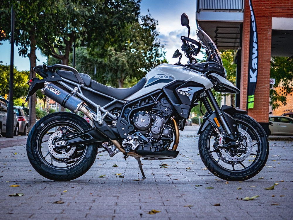 Esapament GPR compatibil cu Triumph Tiger 850 2020 Evacuare slip-on omologata, inclusiv db killer detașabil și cot de legătură,Dual Poppy
