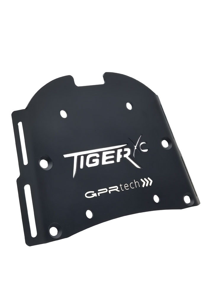 GPR TECH ile uyumlu  Triumph Tiger 800 2011/2016 e3 Zwart Placă de montare specifică pentru Top Case ALPITECH 55 LT compatibil cu portbagajul original, fabricat din oțel inoxidabil cu 4 puncte de ancorare
