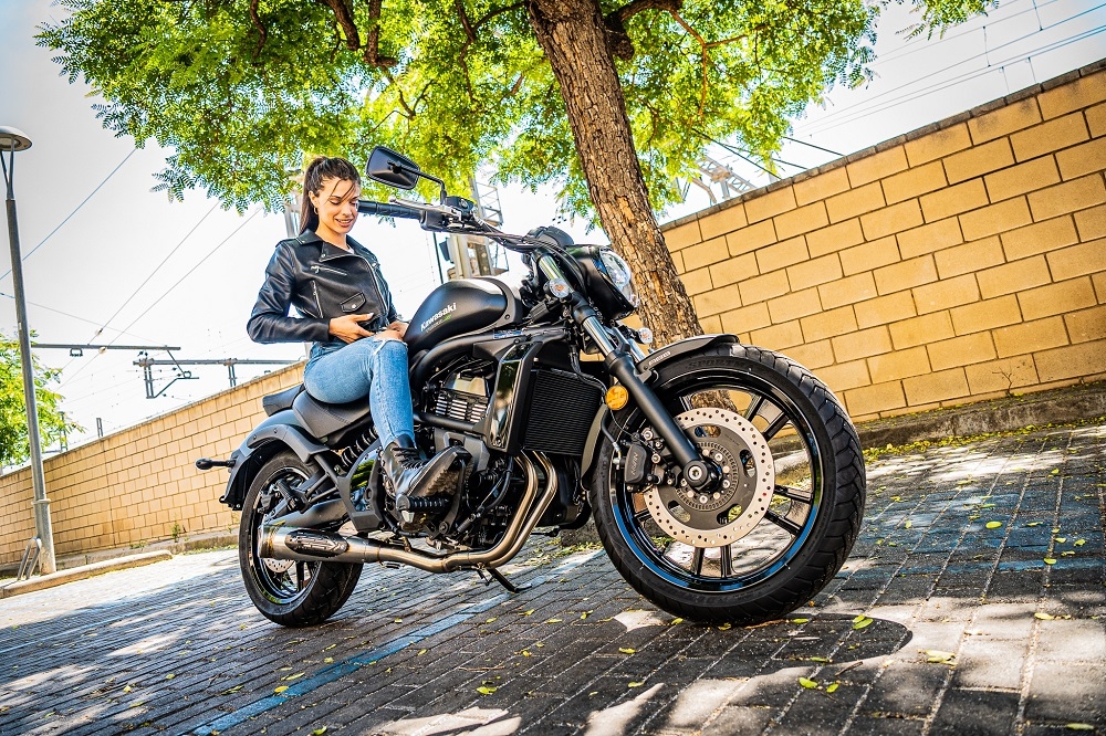 Esapament GPR compatibil cu Kawasaki Vulcan 650 S 2017 Sistem complet de evacuare legal omologat, inclusiv db killer și catalizator detașabil,Powercone Evo