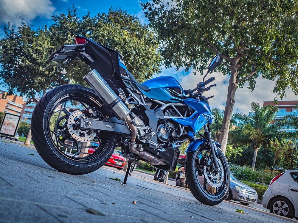 Esapament GPR compatibil cu Kawasaki Z 125 2021 Evacuare slip-on omologata, inclusiv db killer detașabil și cot de legătură,M3 Inox 