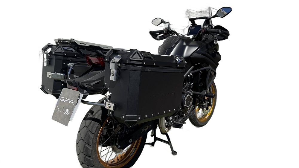 GPR TECH Uyumlu  Voge 525DSX 2023/2025 e5 Zwart Pereche de cutii laterale din aluminiu cu partea dreaptă conturată, culoare neagră, cu suport specific pentru geantă Capacitate 38 litri + 32 litri.