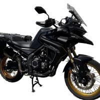 GPR TECH Uyumlu  Voge 525DSX 2023/2025 e5 Zwart Pereche de cutii laterale din aluminiu cu partea dreaptă conturată, culoare neagră, cu suport specific pentru geantă Capacitate 38 litri + 32 litri.