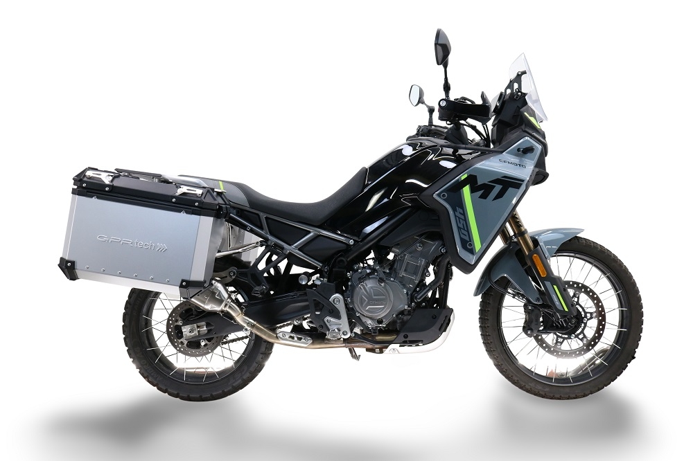 GPR TECH Uyumlu  Cf Moto 450MT 2023/2025 Euro5 Plus Zilver Pereche de cutii laterale din aluminiu cu partea dreaptă conturată, culoare argintie, cu suport specific pentru geantă Capacitate 38 litri + 32 litri.
