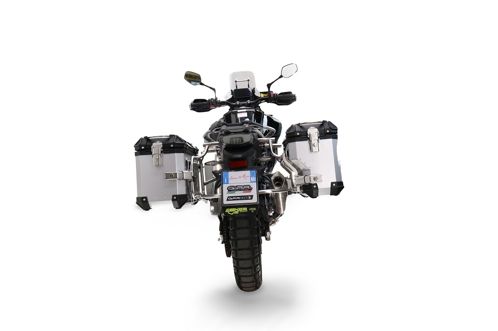 GPR TECH Uyumlu  Cf Moto 450MT 2023/2025 Euro5 Plus Zilver Pereche de cutii laterale din aluminiu cu partea dreaptă conturată, culoare argintie, cu suport specific pentru geantă Capacitate 38 litri + 32 litri.