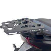 Top case GPR TECH  Sym ADX 300 2024/2026 e5 Plus Zilver Topcase din aluminiu, culoare argintie, cu placă specifică inclusă Capacitate 26 litri.