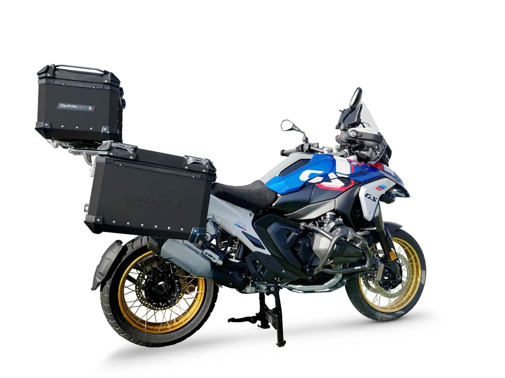 GPR TECH Uyumlu  BMW R 1300 GS 2023/2025 Zwart Kit triptic fabricat în culoarea neagră, cu Topcase 45 Lt + cufere laterale 38 Lt + 38 Lt + suport portbagaj general Capacitate topcase 45 L + capacitate valize laterale 38 L + 38 L.