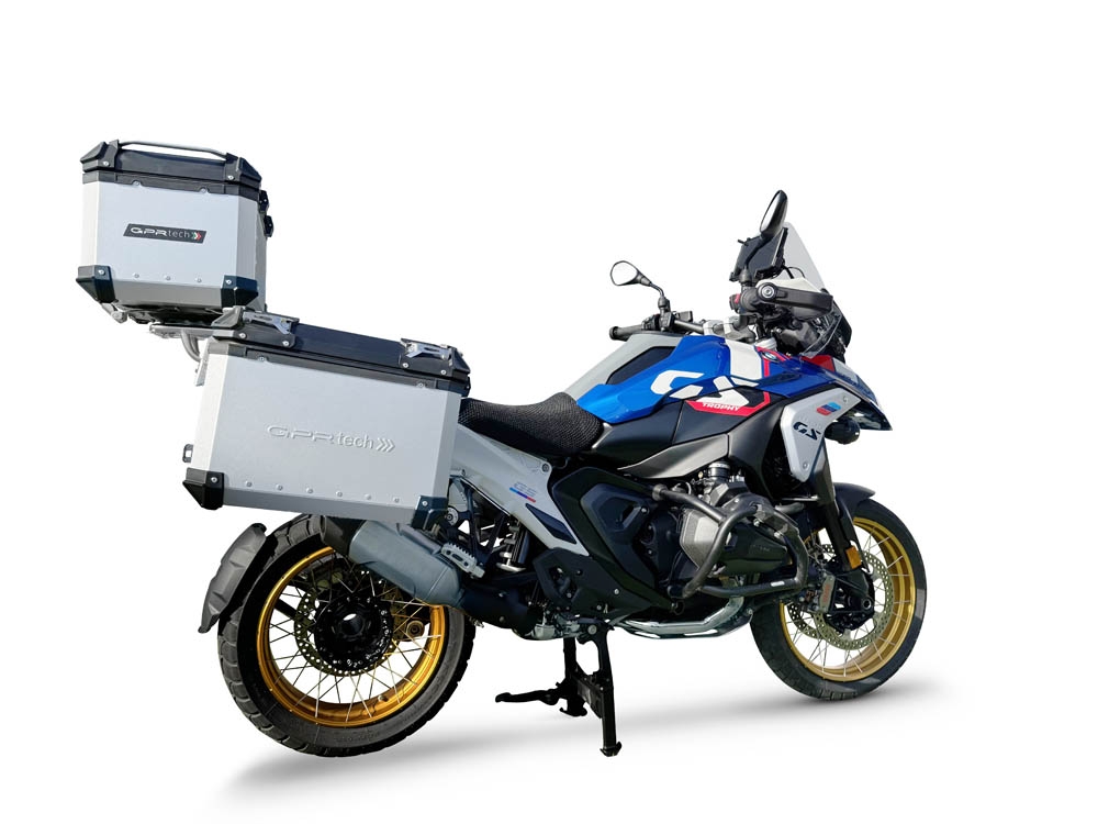 GPR TECH Uyumlu  BMW R 1300 GS 2023/2025 Zilver Kit triptic fabricat în culoarea argintie, cu Topcase 35 Lt + Genți laterale 38 Lt + 38 Lt + suport portbagaj negru general Capacitate topcase 35 L + capacitate valize laterale 38 L + 38 L.