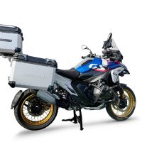 GPR TECH Uyumlu  BMW R 1300 GS Adventure 2023/2025 Zilver Kit triptic fabricat în culoarea argintie, cu Topcase 35 Lt + Genți laterale 38 Lt + 38 Lt + suport portbagaj negru general Capacitate topcase 35 L + capacitate valize laterale 38 L + 38 L.