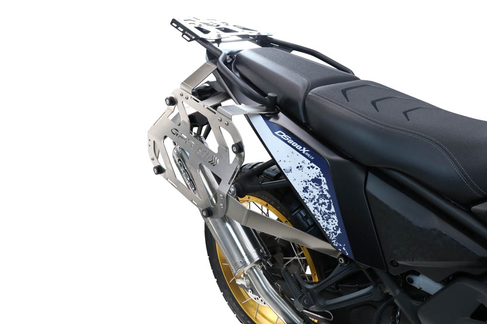 GPR TECH Uyumlu  Voge DS 800 Rally 2025/2026 Zwart Pereche de cutii laterale din aluminiu cu partea dreaptă conturată, culoare neagră, cu suport specific pentru geantă Capacitate 38 litri + 32 litri.