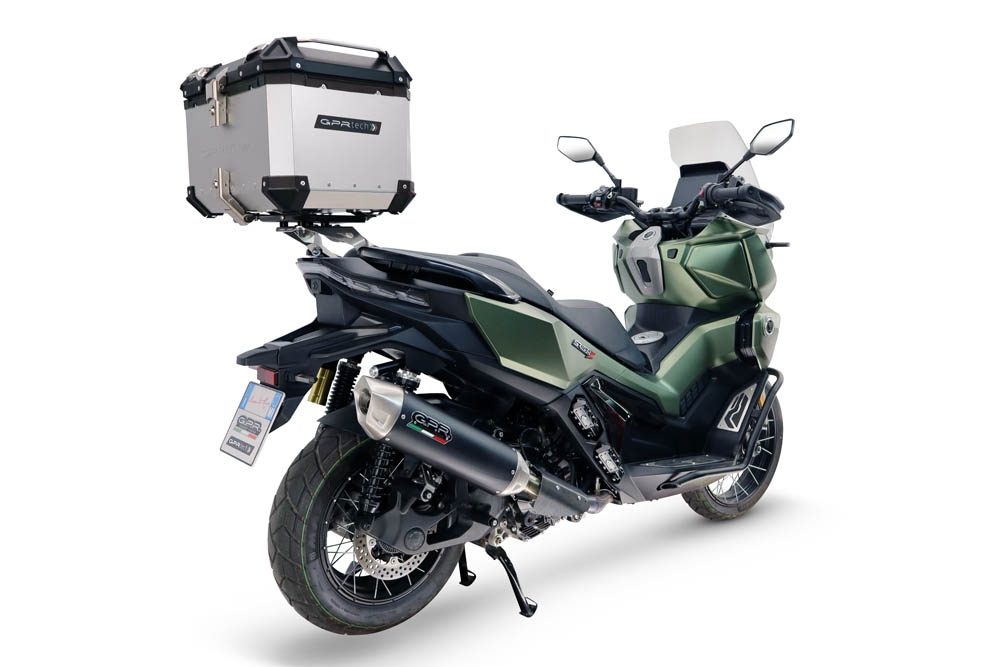 Top case GPR TECH  Voge SR 450 X 2026/2027 e5 plus Topcase din aluminiu, culoare argintie, inclusiv portbagaj și placă specifică Capacitate 35 litri.