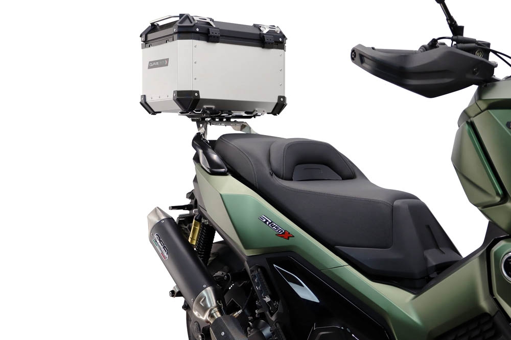 Top case GPR TECH  Voge SR 450 X 2026/2027 e5 plus Topcase din aluminiu, culoare argintie, inclusiv portbagaj și placă specifică Capacitate 35 litri.