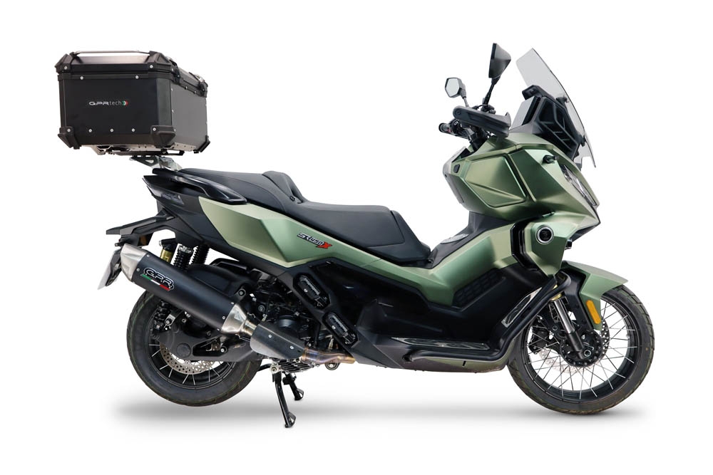 Top case GPR TECH  Voge SR 450 X 2026/2027 e5 plus Topcase din aluminiu, culoare neagră, inclusiv portbagaj și placă specifică Capacitate 45 litri.